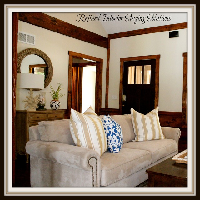 Lees Summit, MO Making Waves.....the Lake House...... Rustic