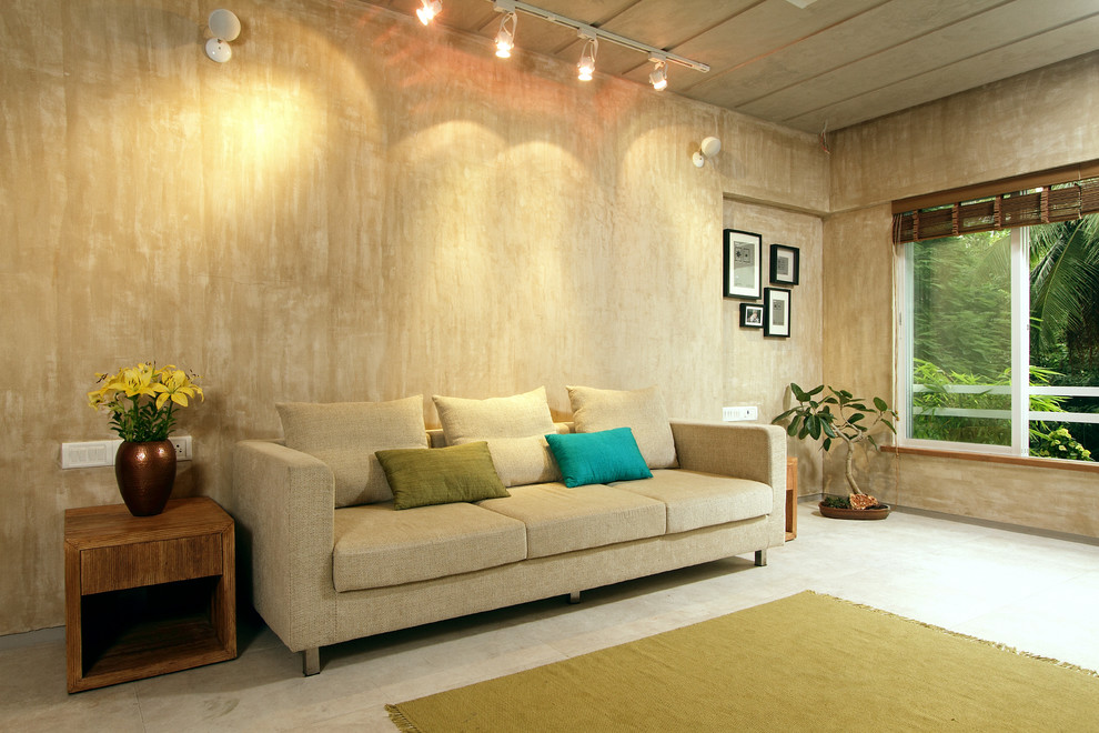 Inspiration for a contemporary living room in Pune.