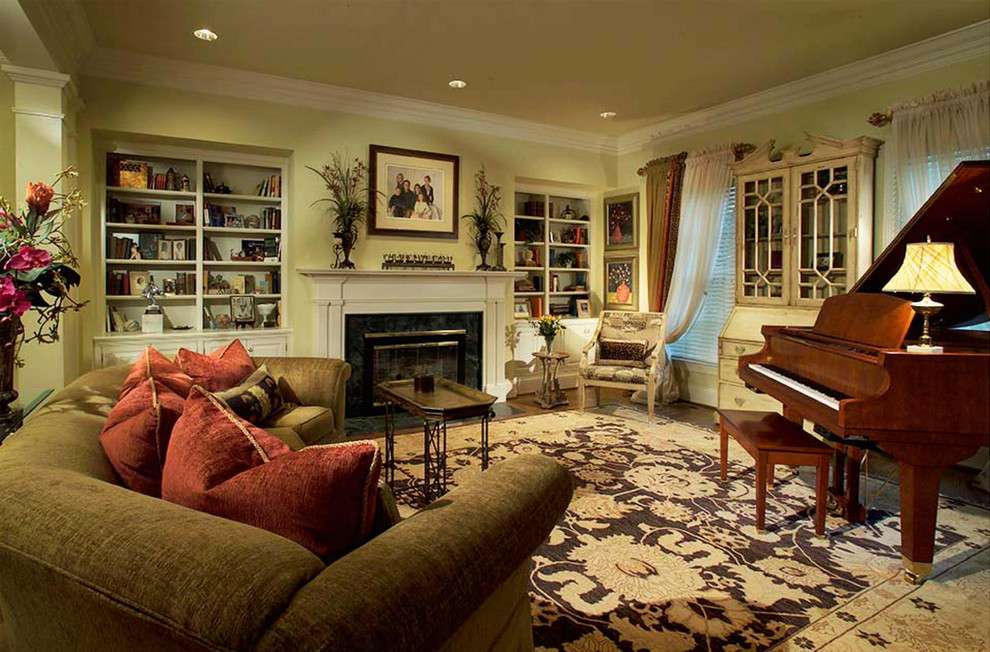 Lexington, KY - Traditional - Living Room - Other - by Carol Pippen