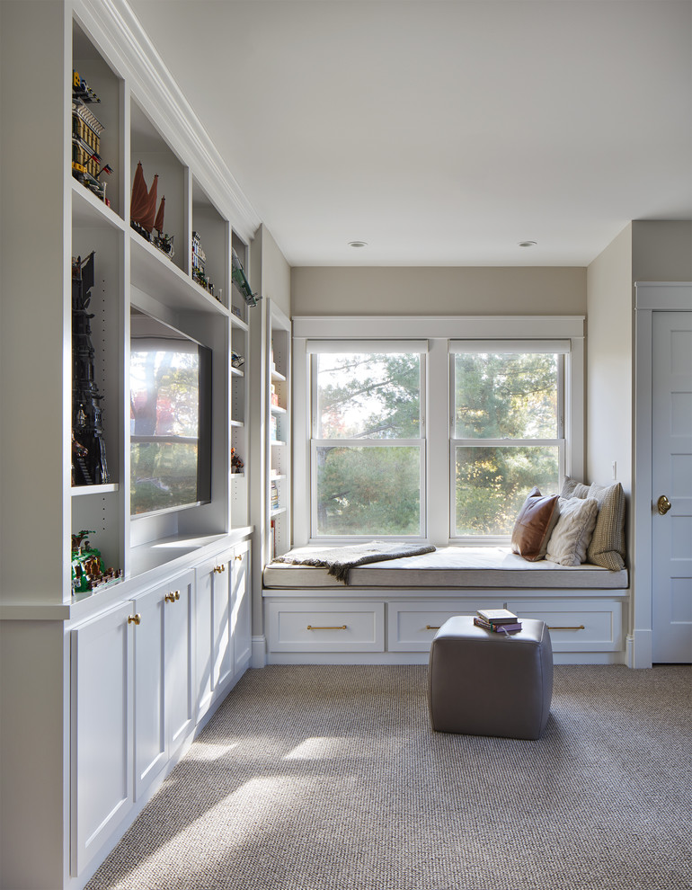 Inspiration för mellanstora moderna separata vardagsrum, med ett finrum, grå väggar och ljust trägolv