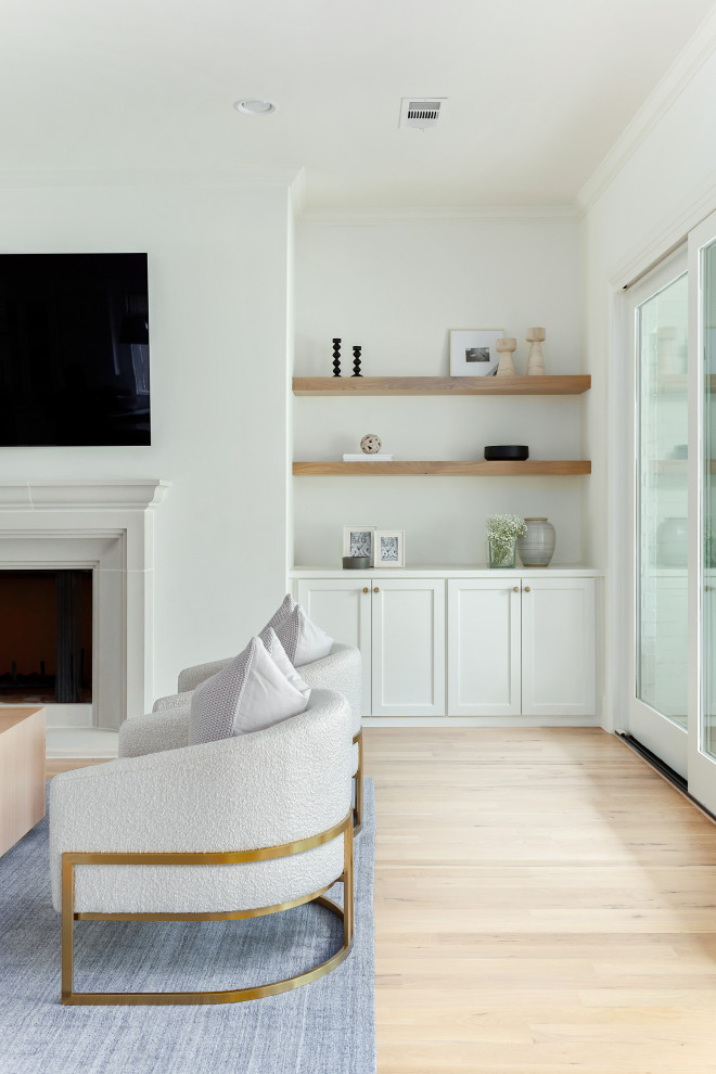 Lively Lane - Beach Style - Living Room - Dallas - by Jessica Koltun ...