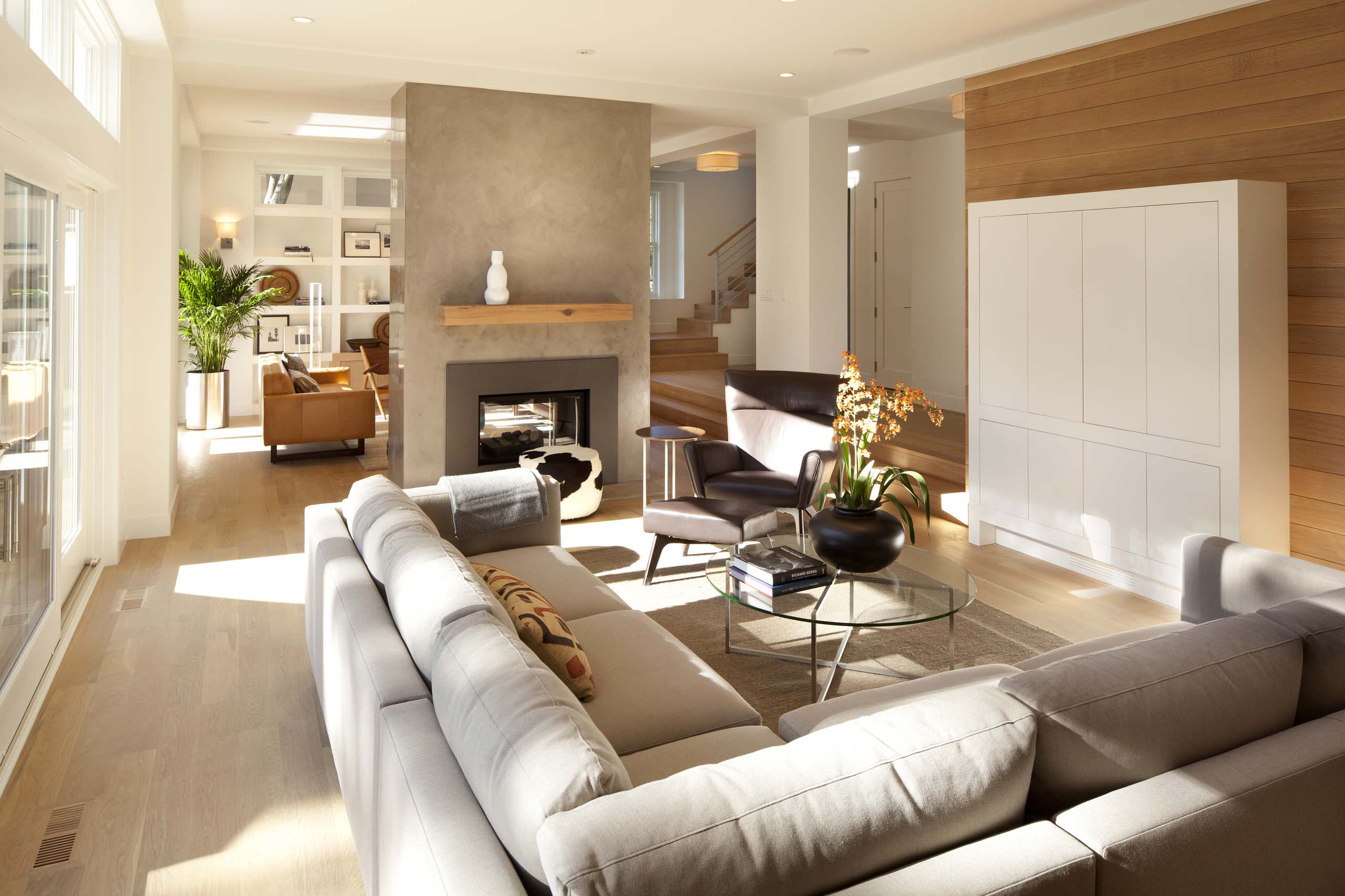75 Beautiful Transitional Living Room With A Two Sided Fireplace Pictures Ideas January 22 Houzz