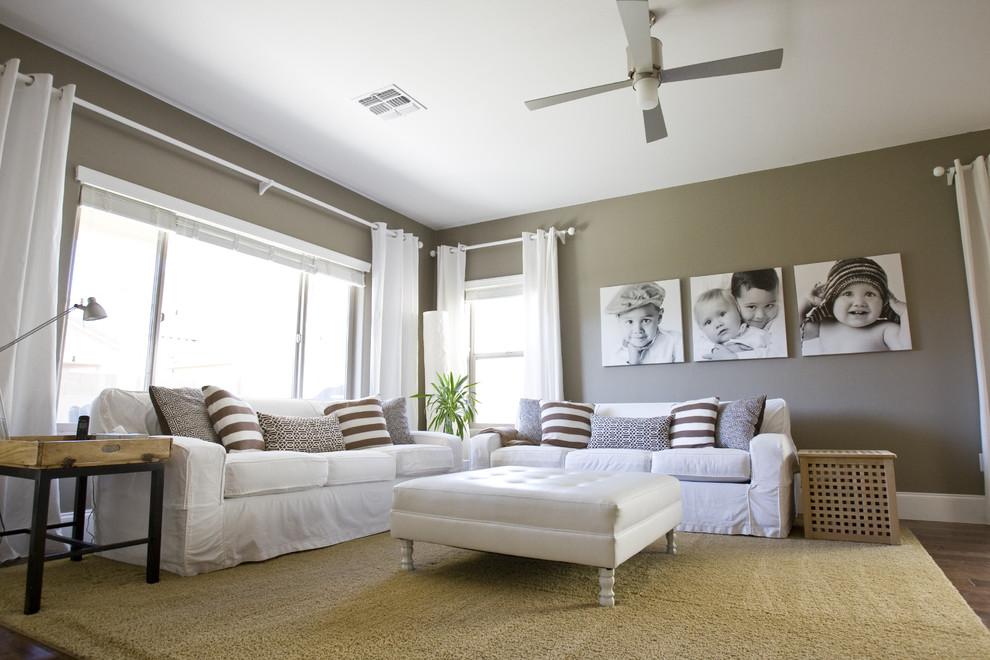Idee per un grande soggiorno tradizionale con pareti beige