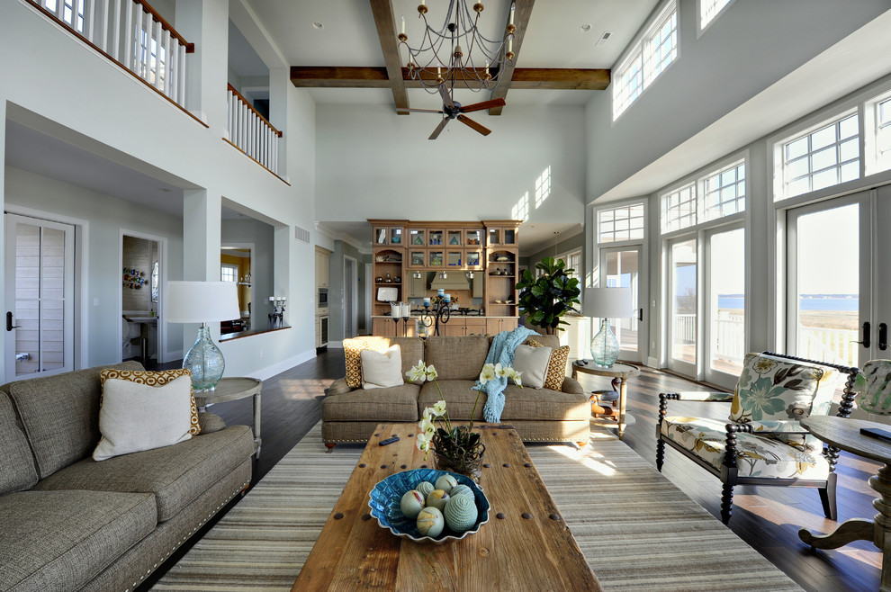 Inspiration for a timeless living room remodel in Philadelphia with blue walls