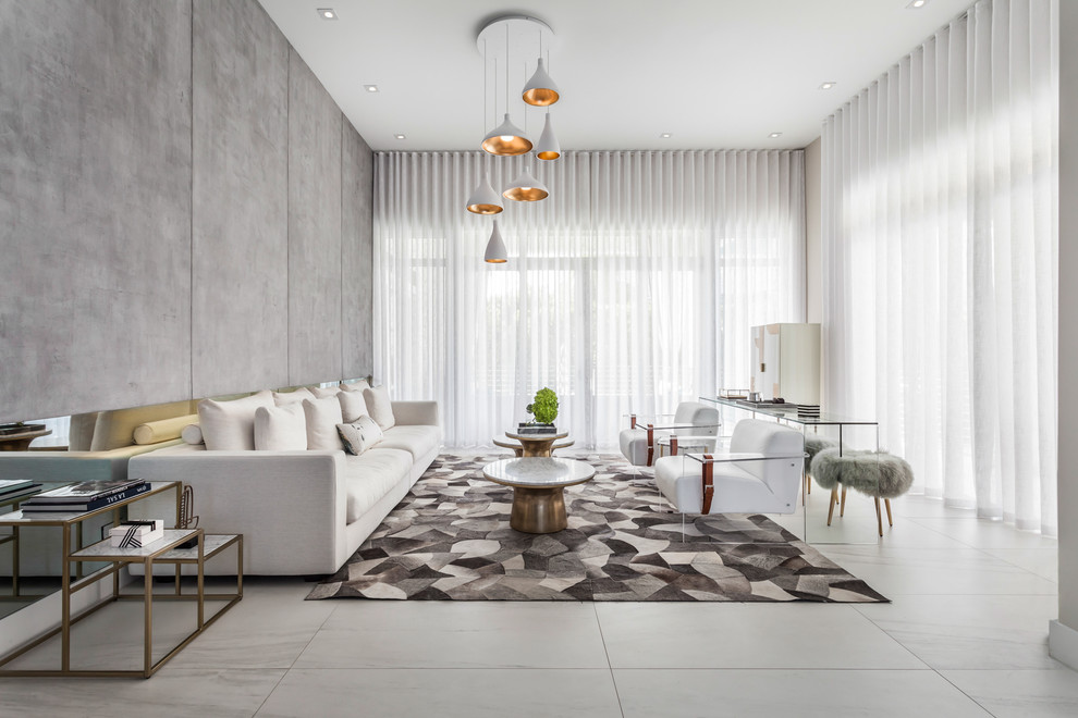 Ispirazione per un grande soggiorno design aperto con sala formale e pavimento in marmo
