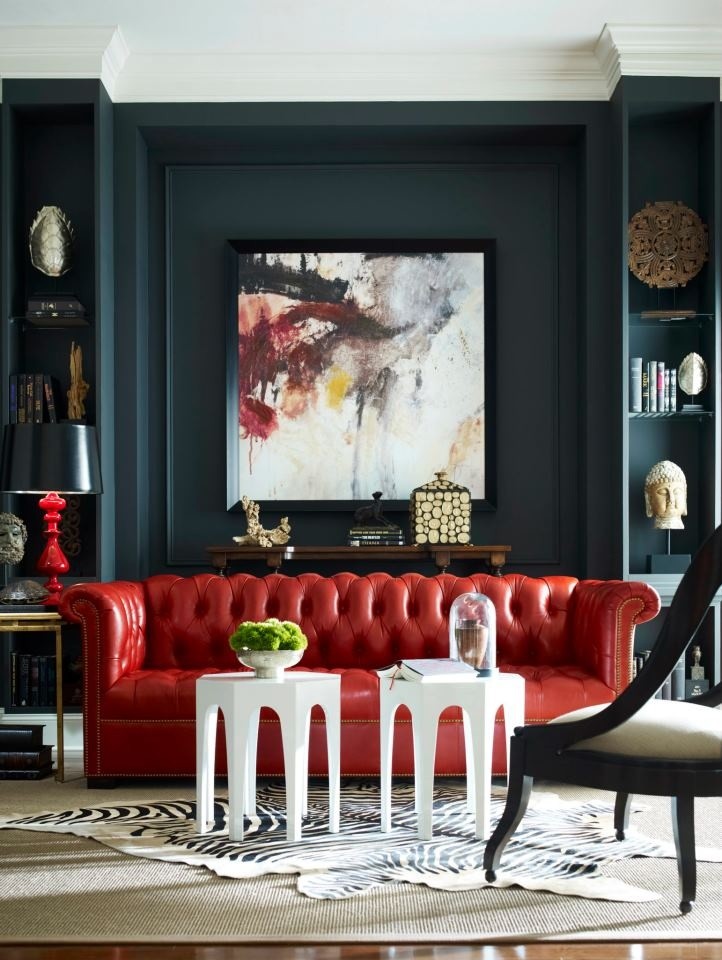 Example of an eclectic living room design in Ottawa