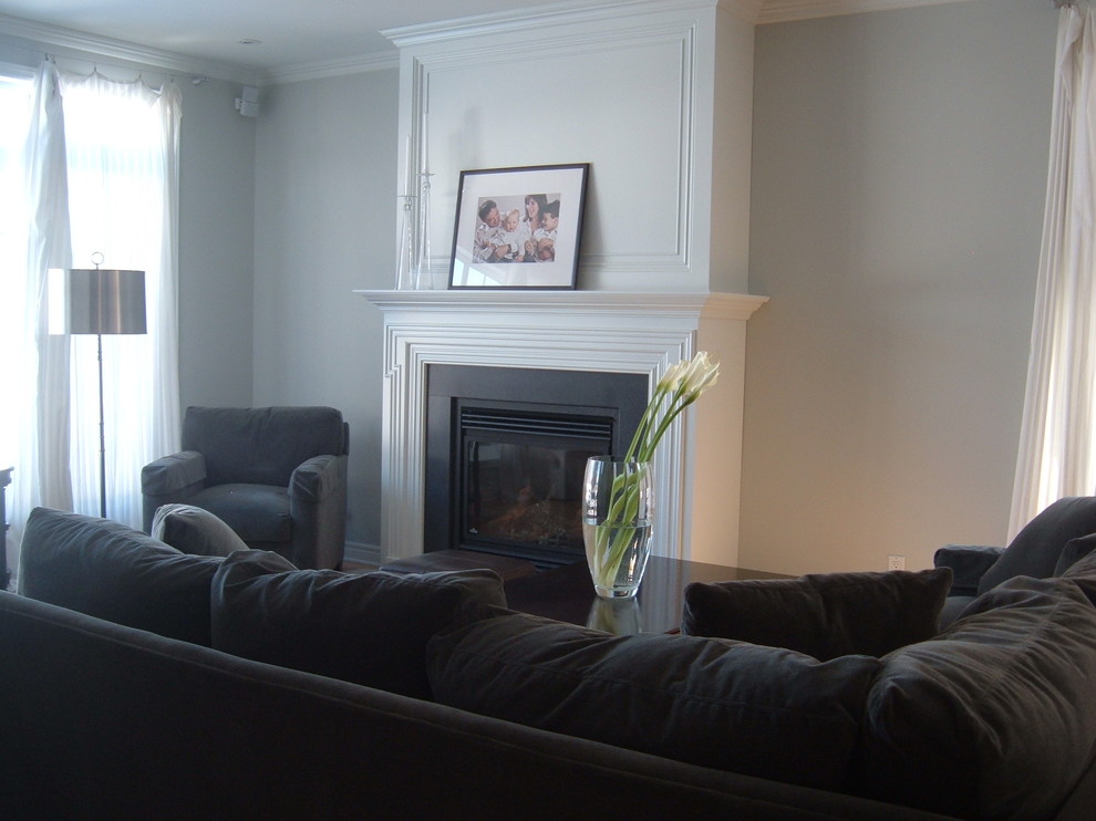 Living room makeover Traditional Living Room Montreal by