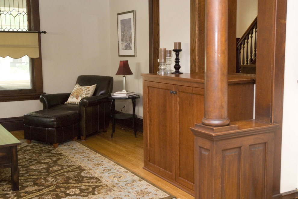 Источник вдохновения для домашнего уюта: гостиная комната в викторианском стиле