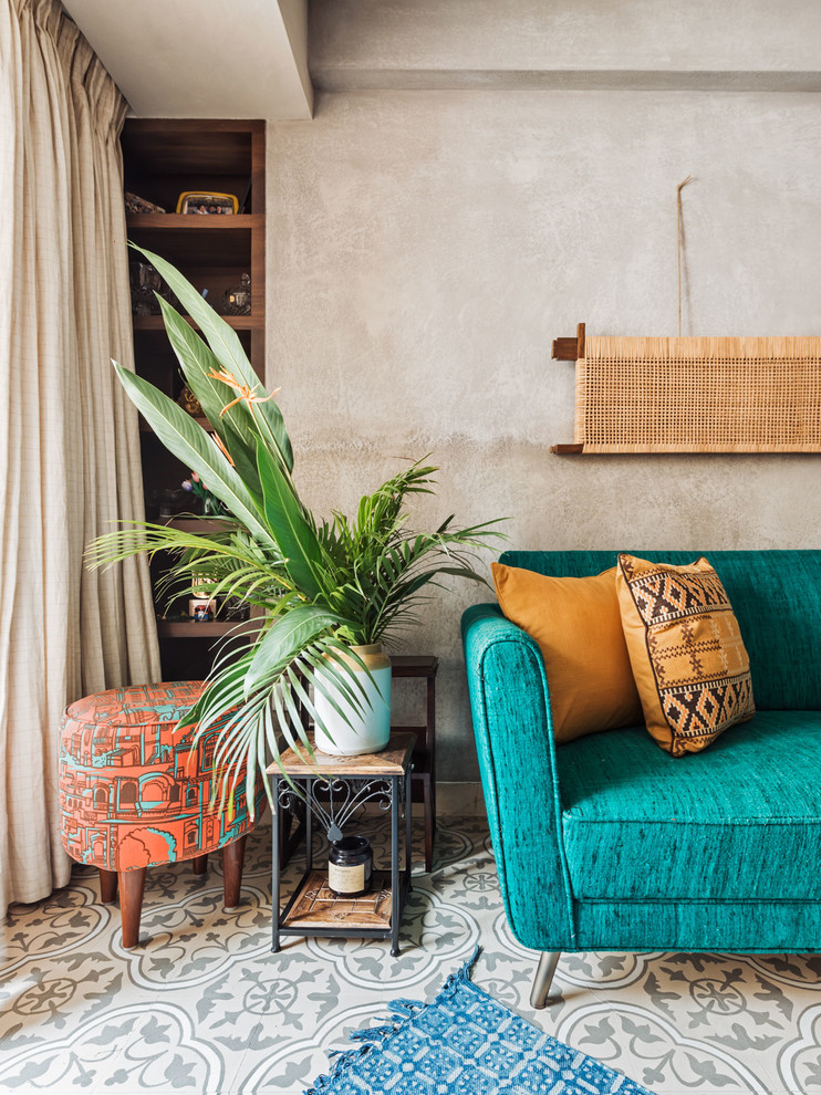 This is an example of a bohemian living room in Mumbai.