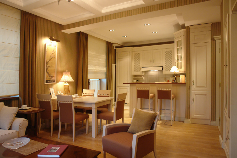 Living room - traditional open concept living room idea in Moscow