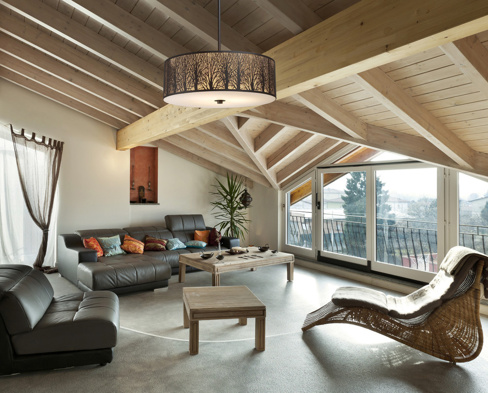 Идея дизайна: парадная гостиная комната в современном стиле с бежевыми стенами и бетонным полом