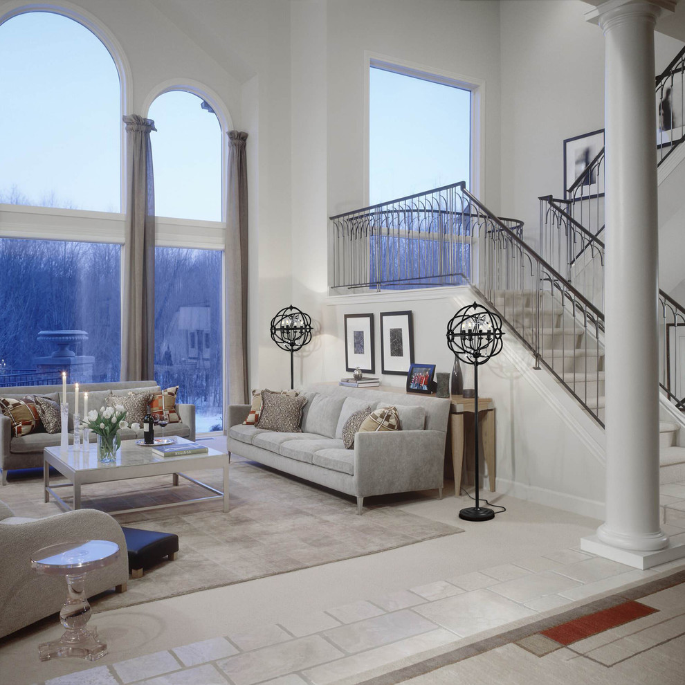 Ispirazione per un soggiorno classico aperto con pareti bianche e pavimento bianco