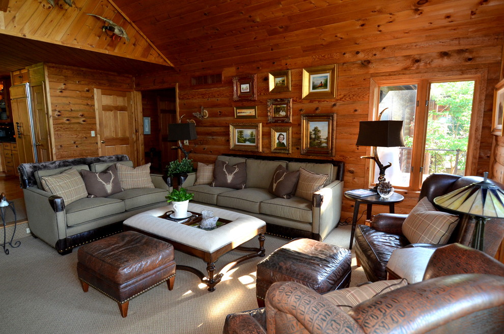 Mountain style living room photo in Detroit