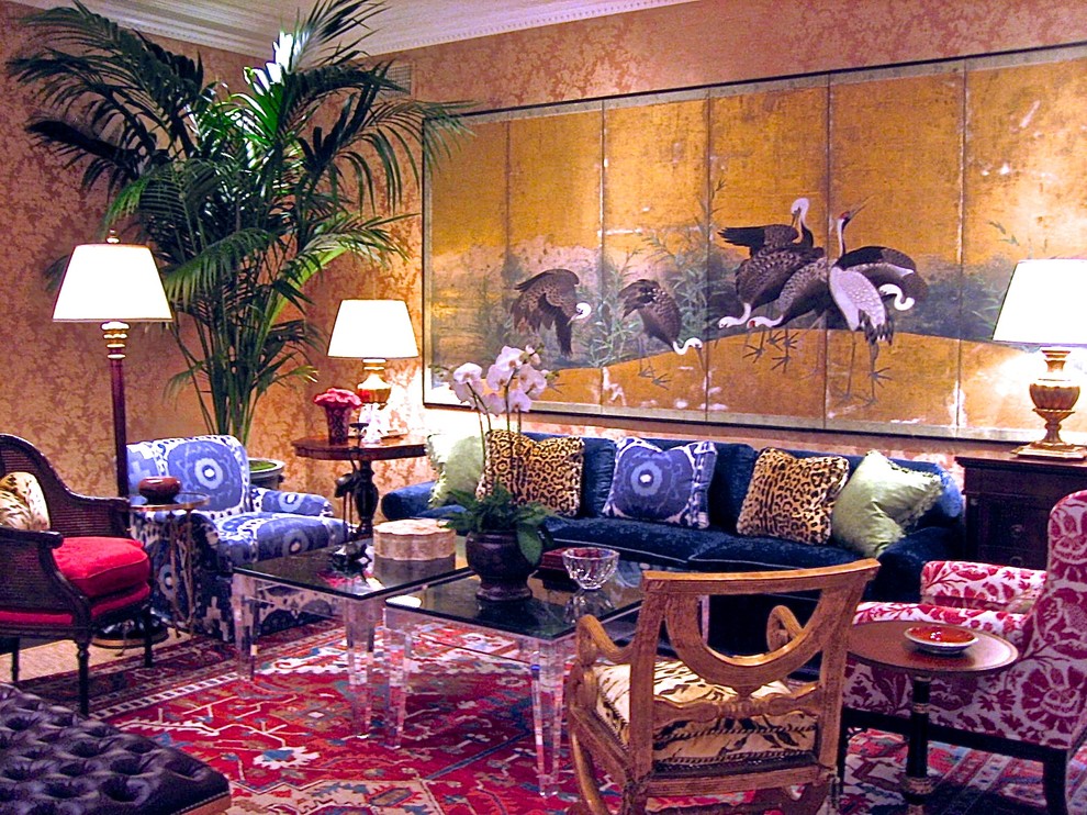Свежая идея для дизайна: парадная, изолированная гостиная комната среднего размера в восточном стиле с желтыми стенами без телевизора - отличное фото интерьера