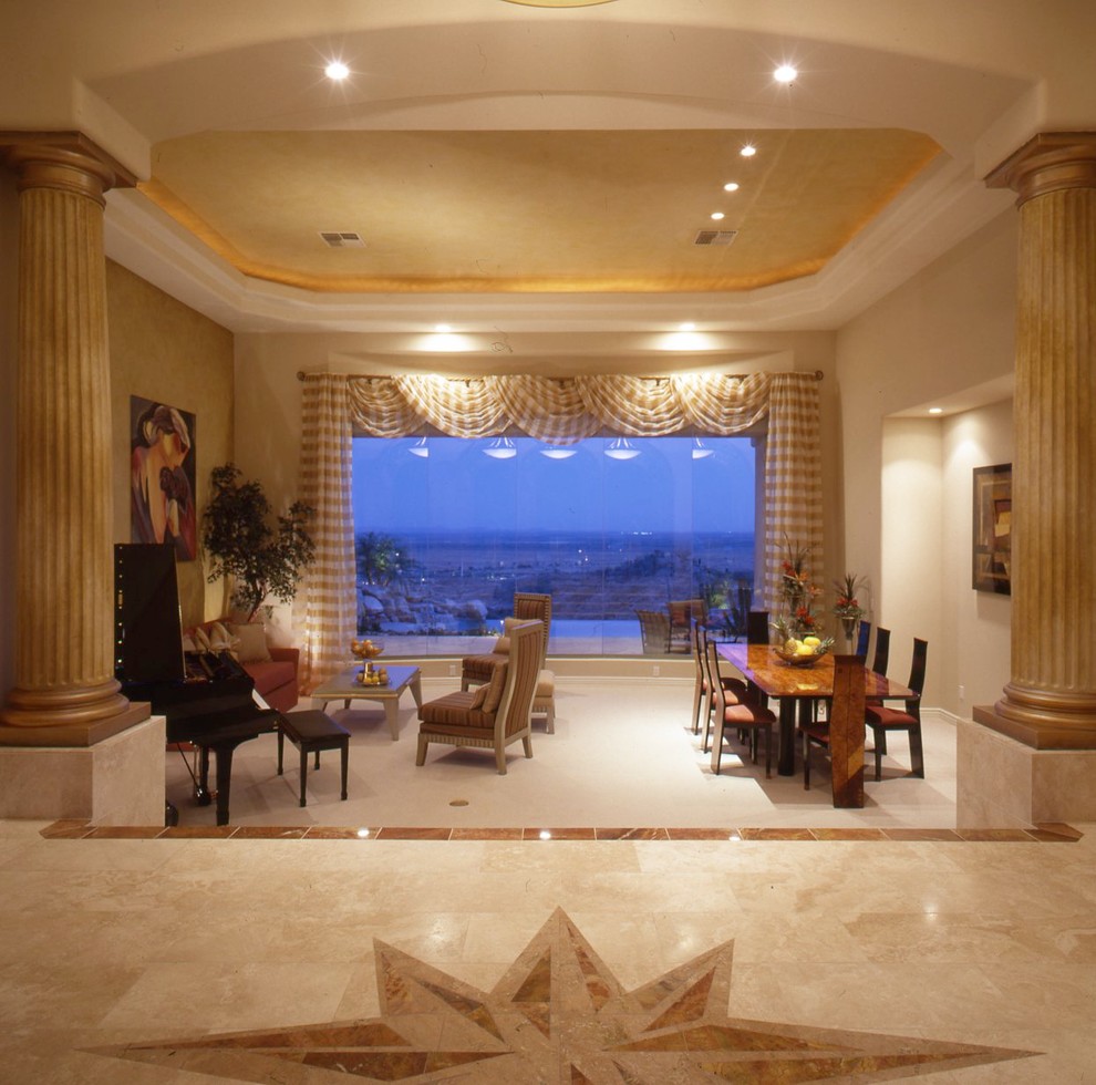 Modelo de salón para visitas abierto contemporáneo grande con paredes multicolor y suelo de travertino