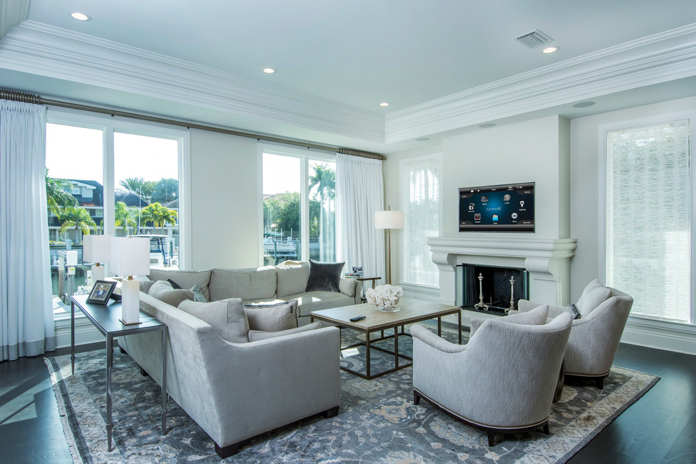 Living room - large mediterranean living room idea in Tampa