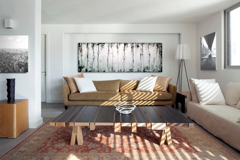 Exemple d'un grand salon tendance ouvert avec un mur blanc et un sol en carrelage de céramique.