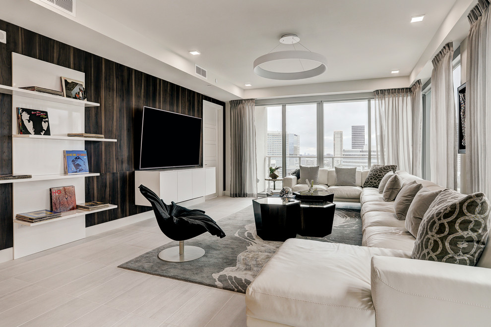 Источник вдохновения для домашнего уюта: гостиная комната среднего размера в современном стиле с телевизором на стене, серым полом и деревянными стенами