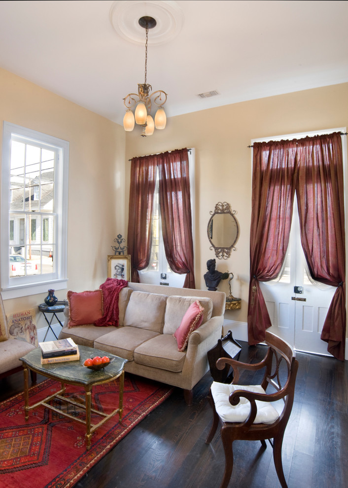 Elegant living room photo in Atlanta