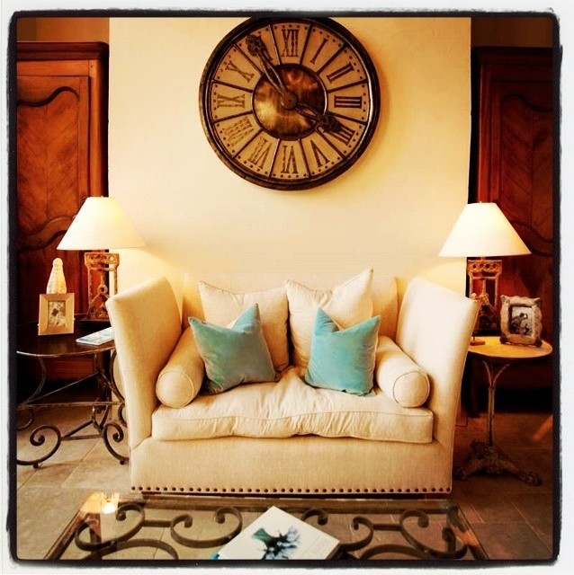 Inspiration for a timeless living room remodel in Birmingham