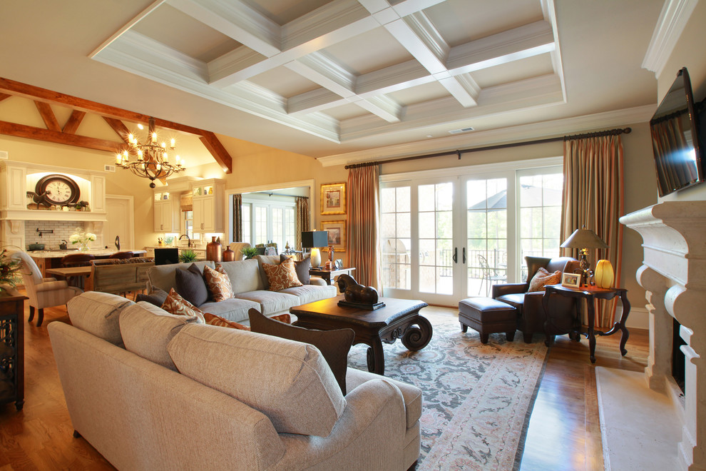Manor Home 49 Traditional Living Room Atlanta by Santoro