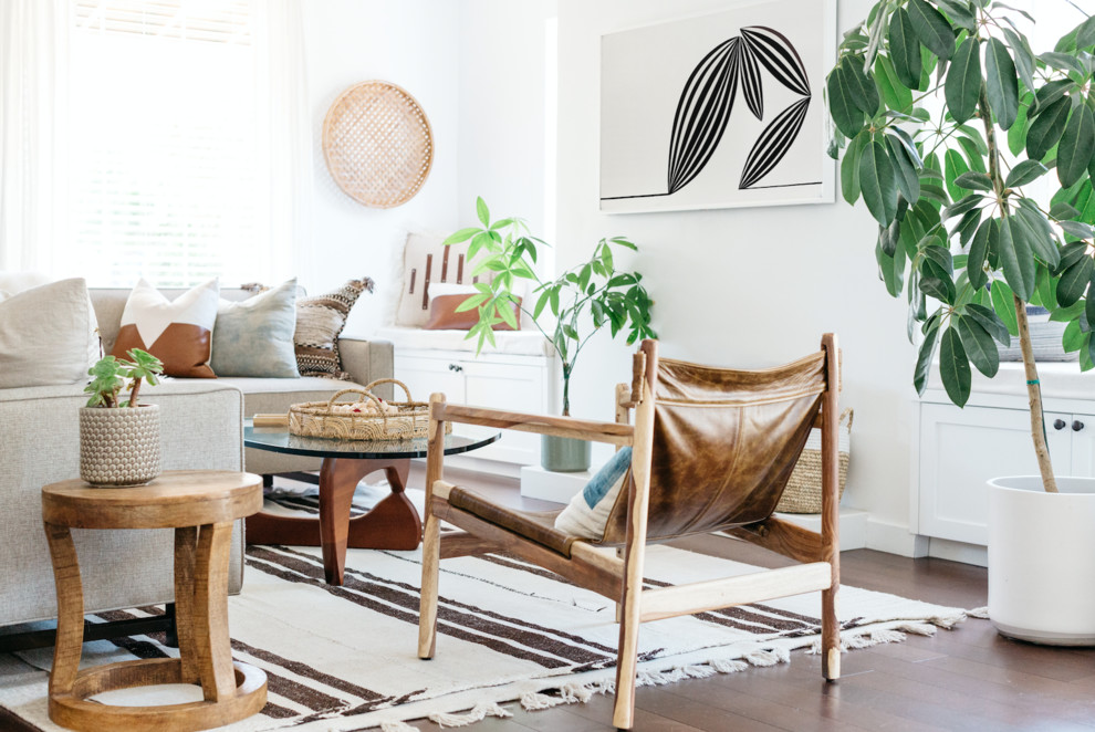 Design ideas for a scandi living room in Los Angeles.