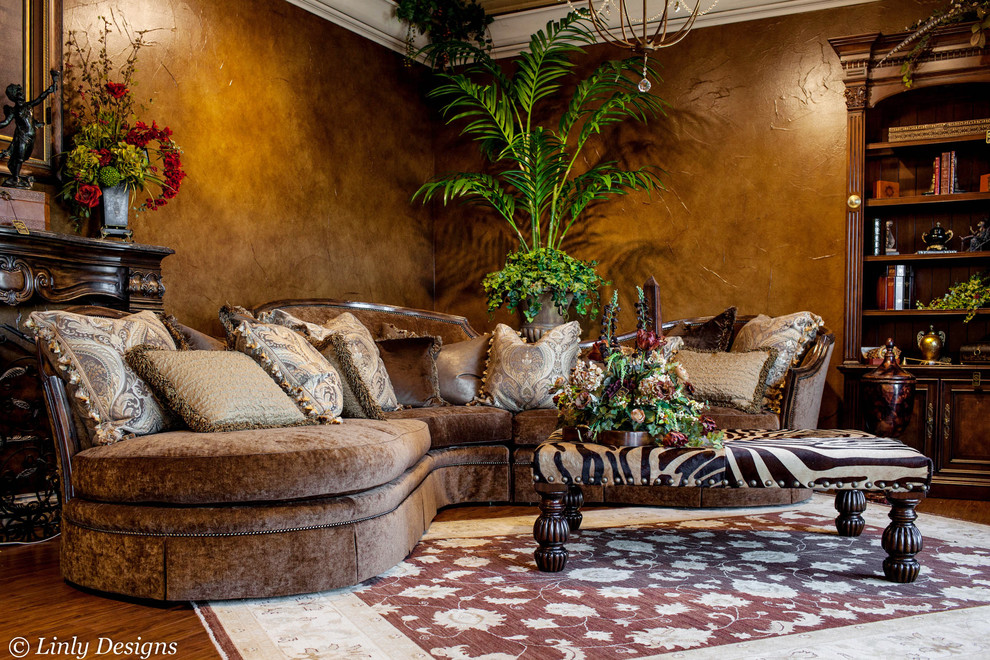 Marge Carson Sectional Sofa Classique Salon Chicago par Linly