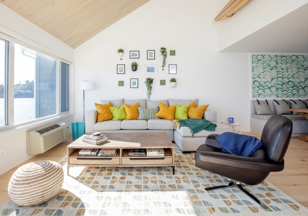 Beach style living room photo in Vancouver