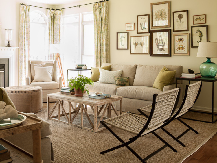 Living room - contemporary living room idea in DC Metro