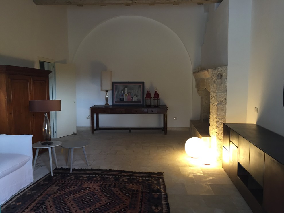 Living room - mediterranean living room idea in Bari