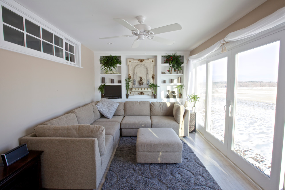 Inspiration for a timeless living room remodel in Burlington