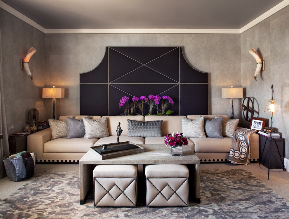 Стильный дизайн: гостиная комната:: освещение в стиле фьюжн с серыми стенами - последний тренд