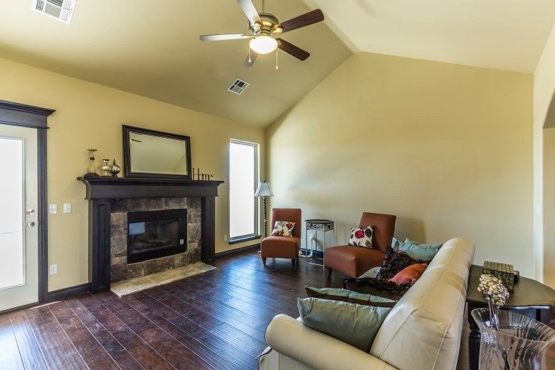 Mesta ParkMetro Series Traditional Living Room Oklahoma City