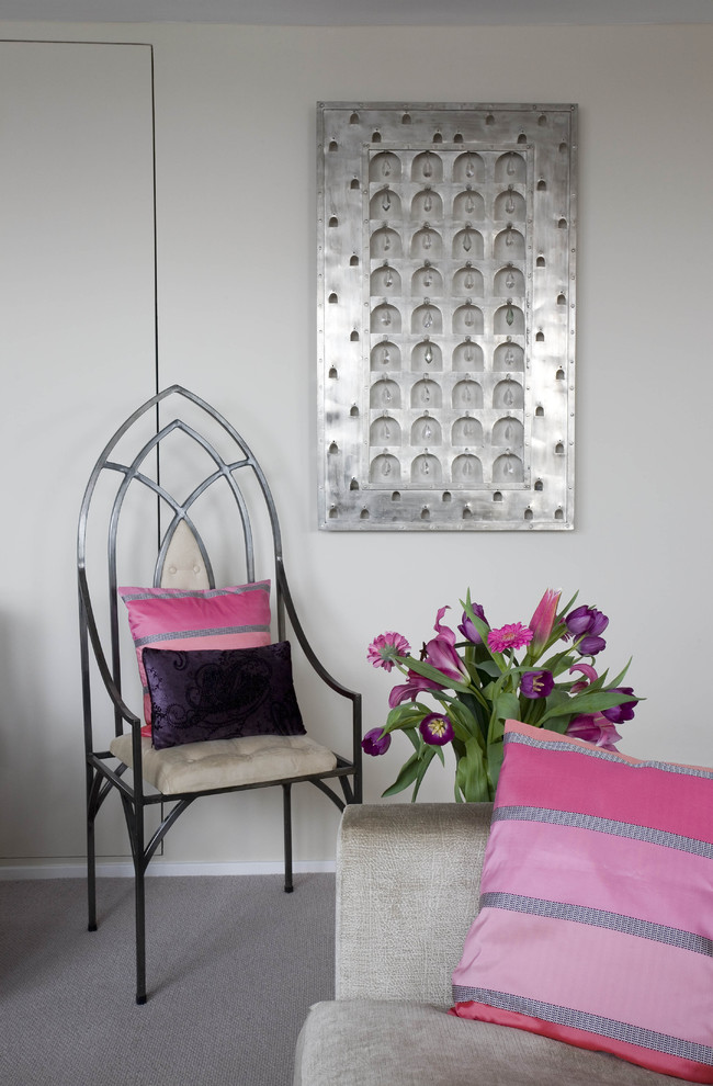 Example of an eclectic carpeted living room design in London