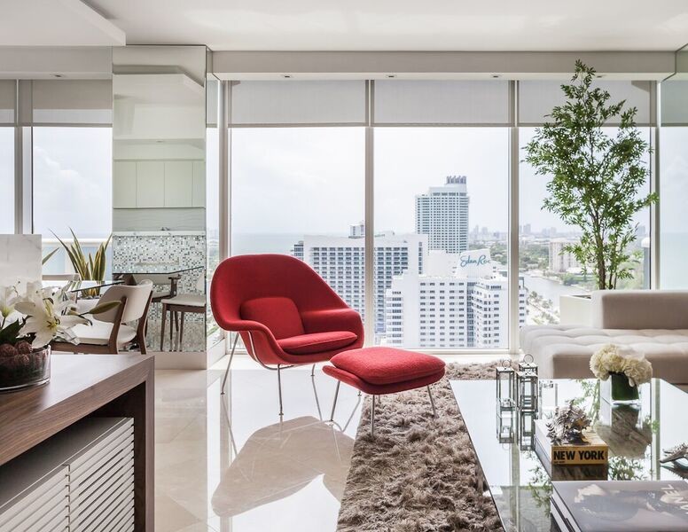 Miami Beach Condo Dream Vacation Condo by the Sea Modern Living Room Miami by