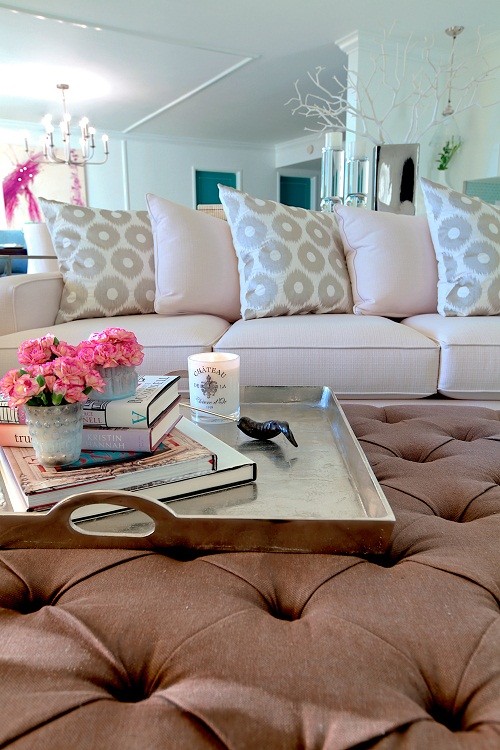 Inspiration for a timeless living room remodel in Miami