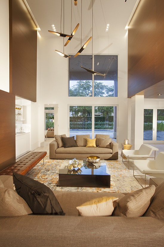 This is an example of a contemporary formal living room in Miami.