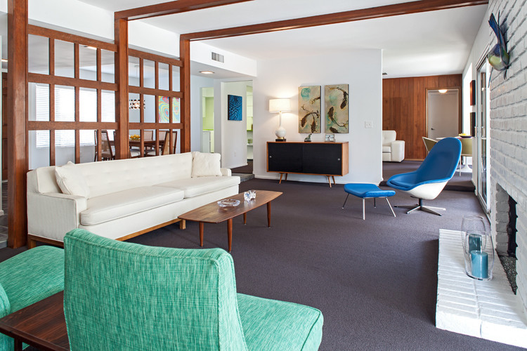 Mid Century Modern in Phoenix Midcentury Living Room Phoenix by Ferraras Interiors, Gaye