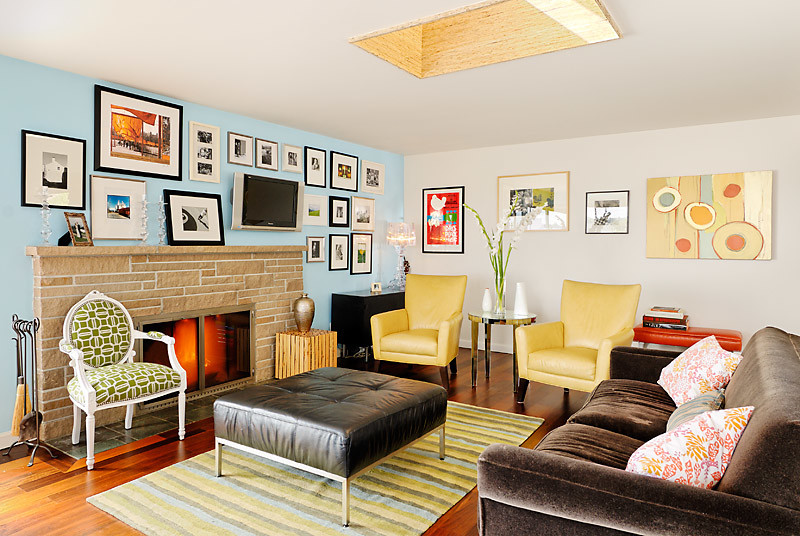 Inspiration for a mid-century modern living room remodel in Seattle