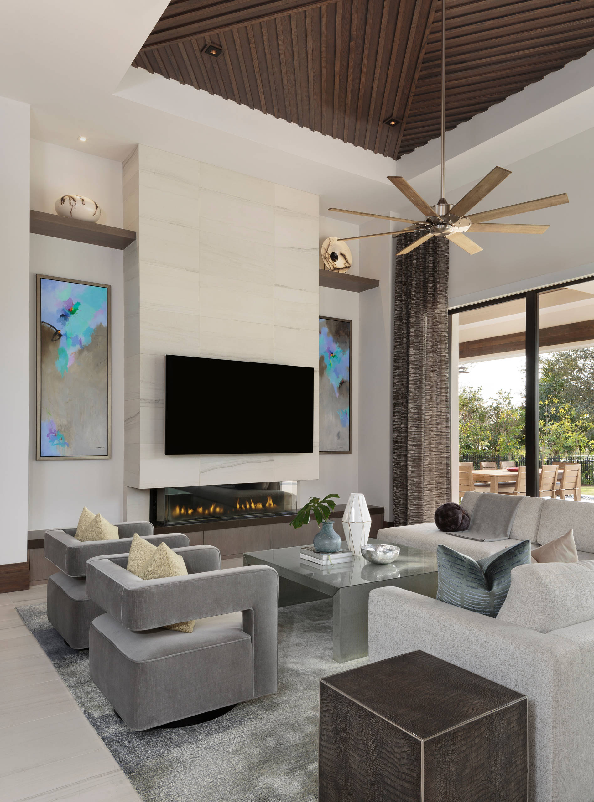 75 Beautiful Modern Living Room With A Wall Mounted Tv Pictures Ideas April 2021 Houzz