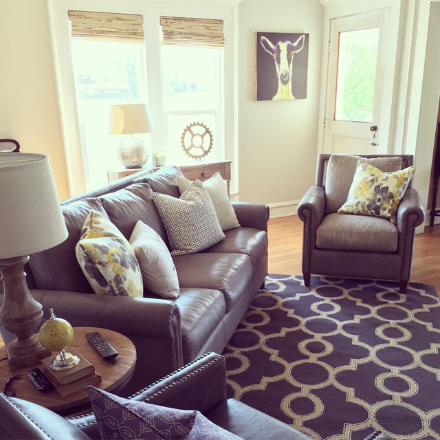 Modern Farmhouse Country Living Room Portland by Yellow Prairie