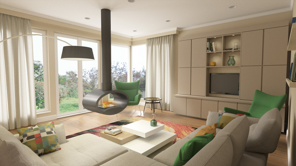 Inspiration pour un grand salon design ouvert avec un mur beige, parquet clair, cheminée suspendue et un téléviseur encastré.