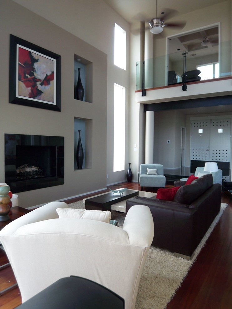 Living room - modern living room idea in Austin
