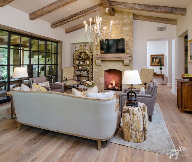 Modern Provincial Cabin Campagne Salon Houston par Jonathan Ivy