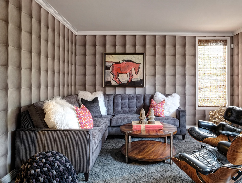 Esempio di un piccolo soggiorno minimal chiuso con sala formale, pareti grigie e moquette