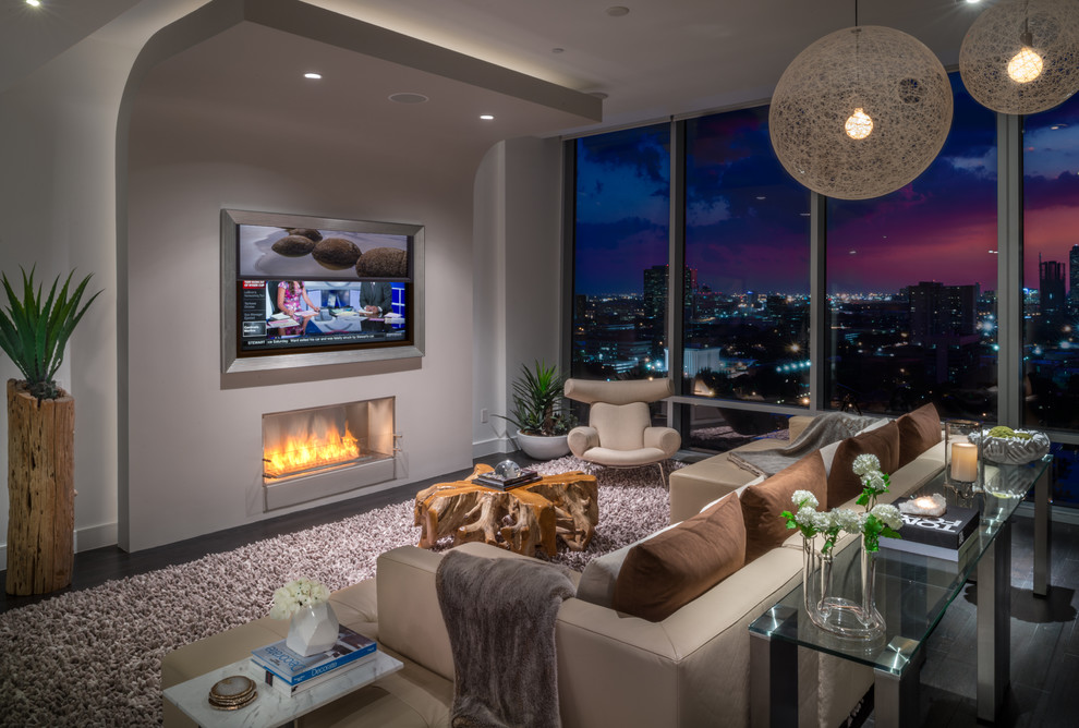 This is an example of a modern living room in Houston.