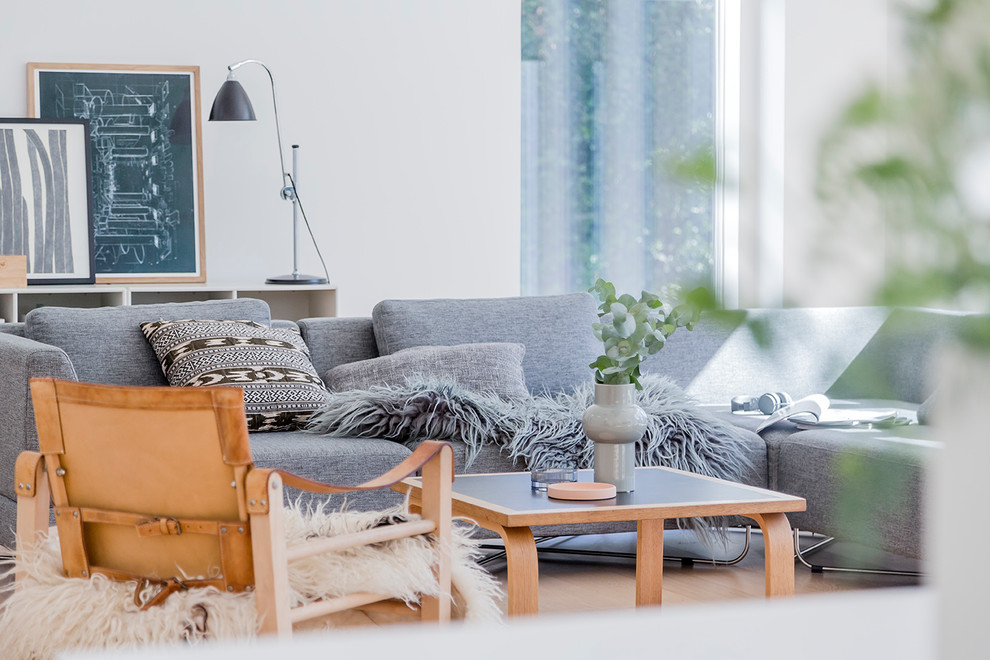 Danish living room photo in Aarhus with white walls