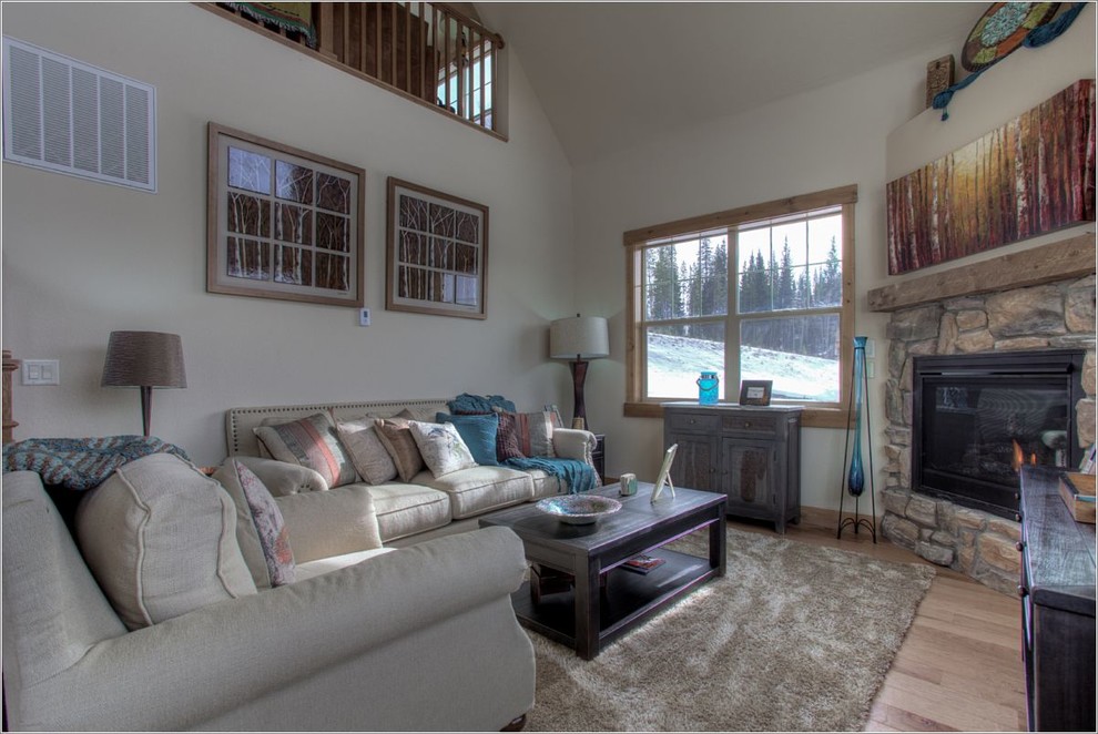 Moosehorn Cabin Uphill Two Story Transitional Living Room