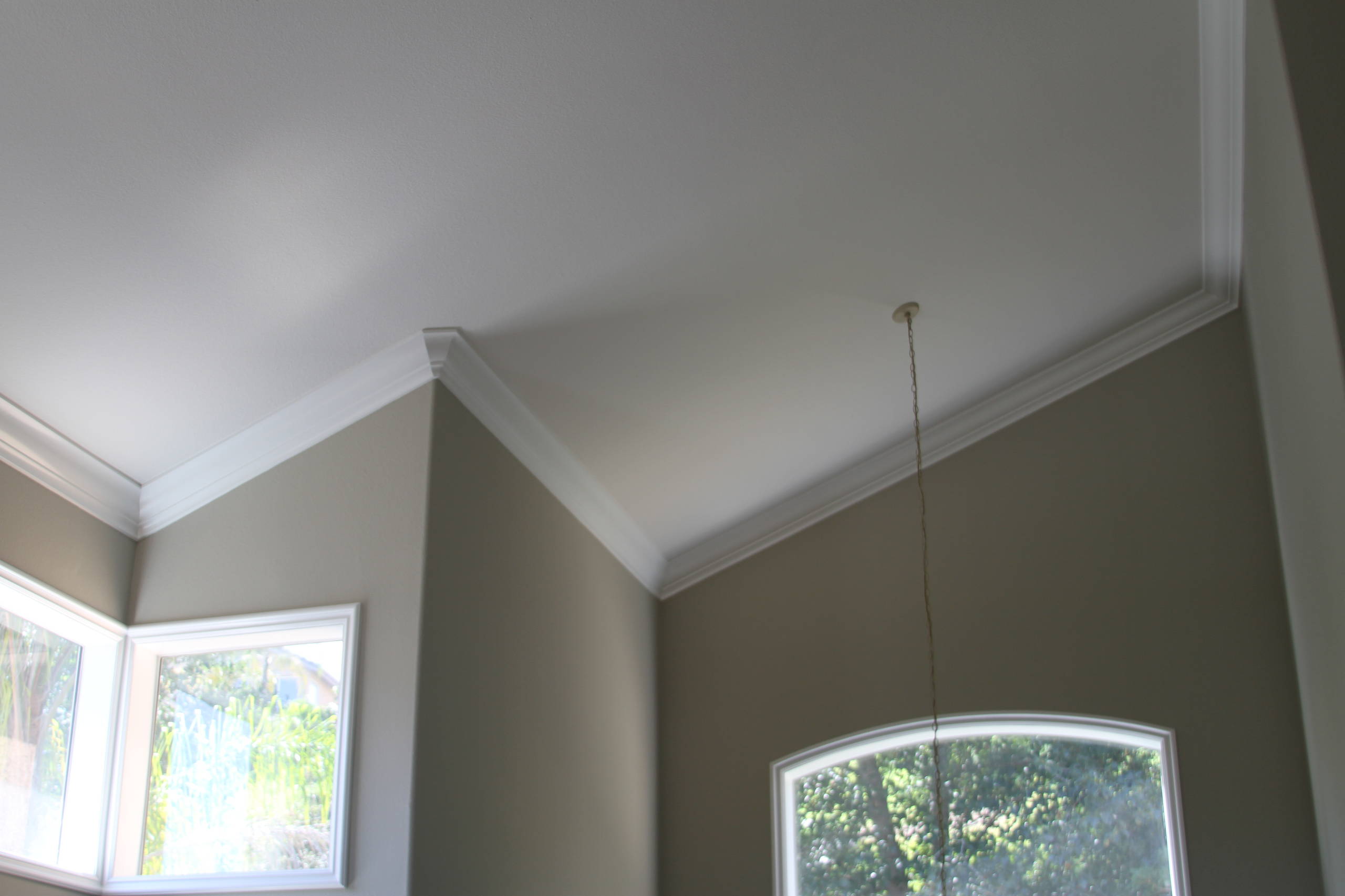 Vaulted Ceiling Crown Moulding Photos