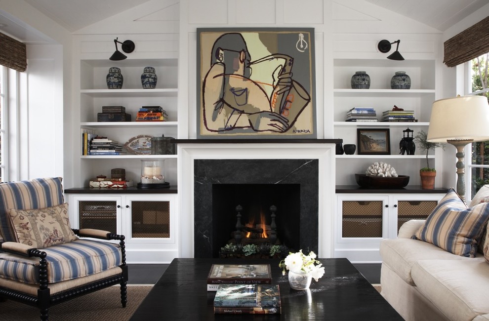 Inspiration for a transitional living room remodel in Los Angeles